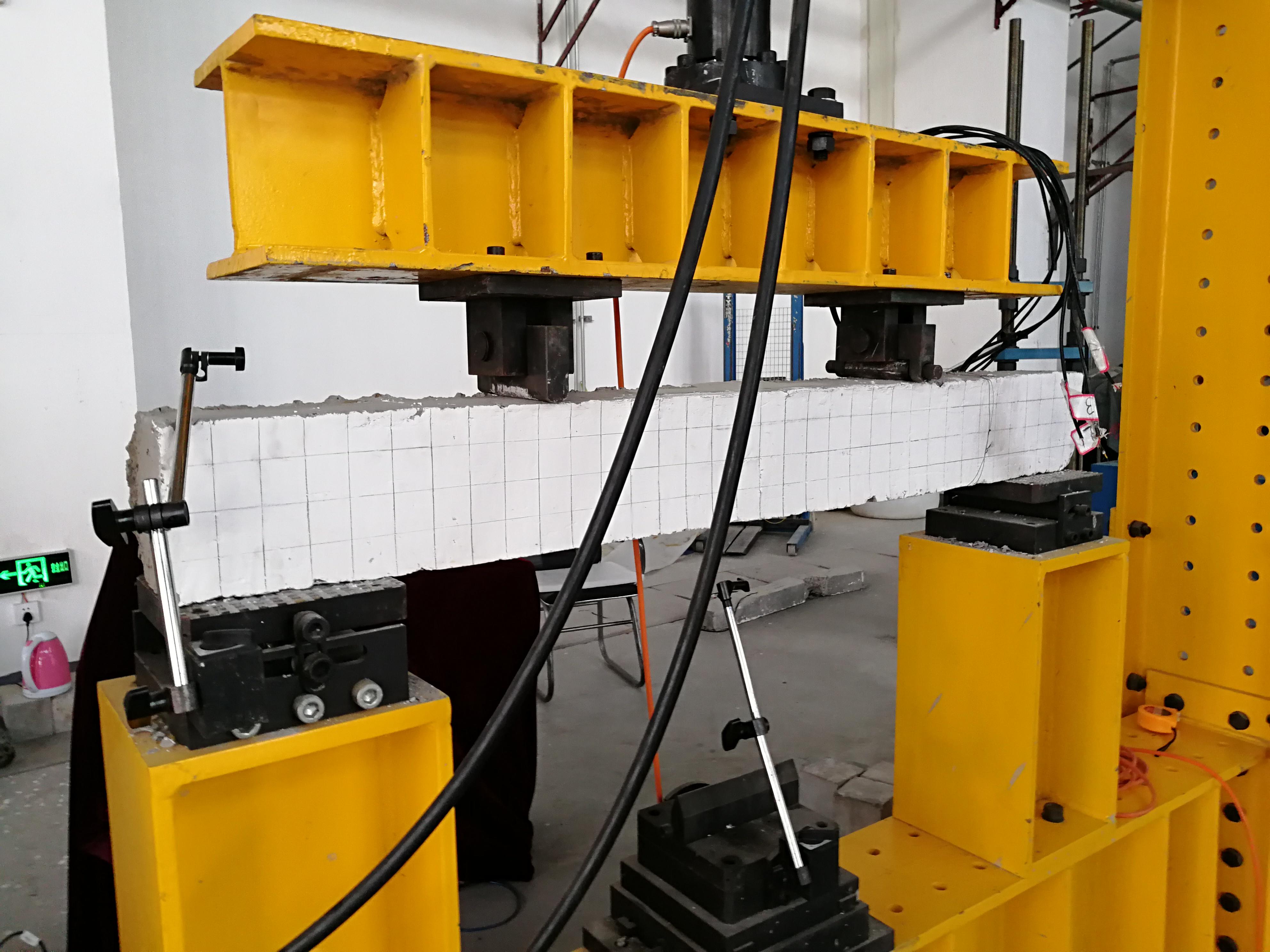 多功能結(jié)構(gòu)試驗(yàn)系統(tǒng) 電液伺服加載系統(tǒng)