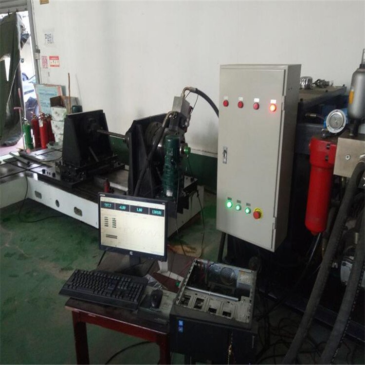 傳動軸 轉(zhuǎn)向柱 漲緊輪 皮帶輪等汽車部件扭轉(zhuǎn)疲勞試驗(yàn)機(jī)4.jpg